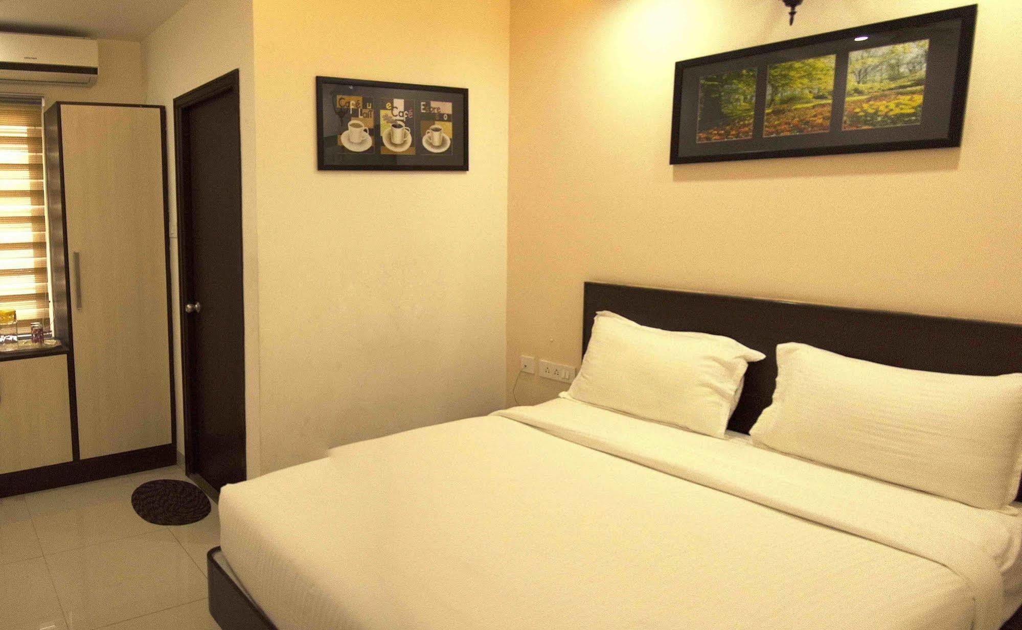 Rd Towers Hotel Chennai Exterior photo