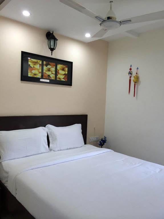 Rd Towers Hotel Chennai Exterior photo