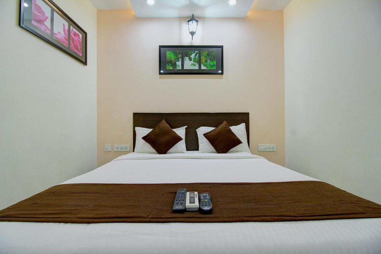 Rd Towers Hotel Chennai Exterior photo